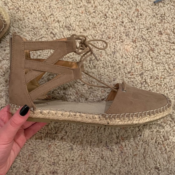 Sandals - Picture 3 of 3